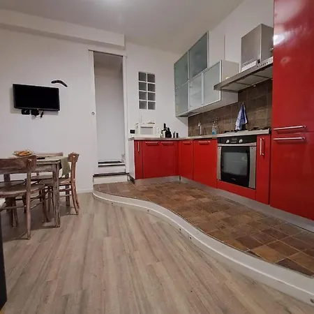 In Centro Apartment Savona
